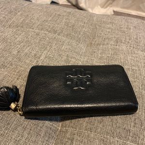 Tory Burch wallet